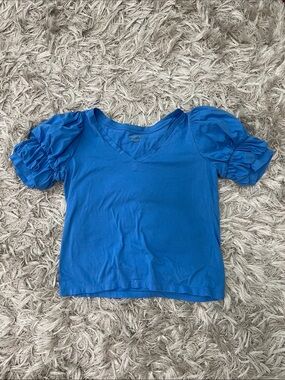 Lilly Pulitzer Royal Blue Puff Sleeve V-Neck Tee